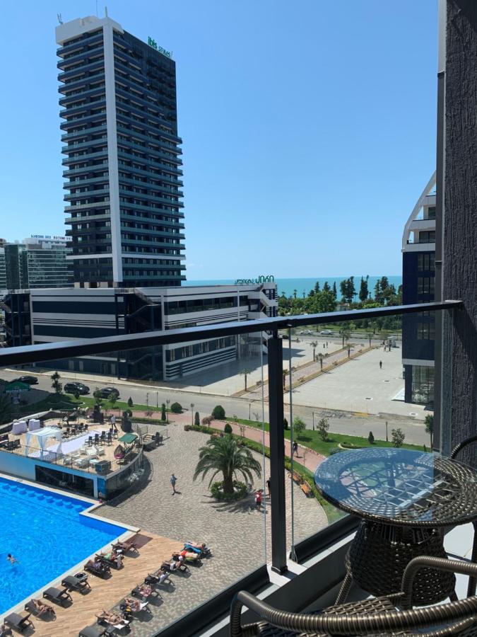 White Sails Apartment Batumi Exterior foto