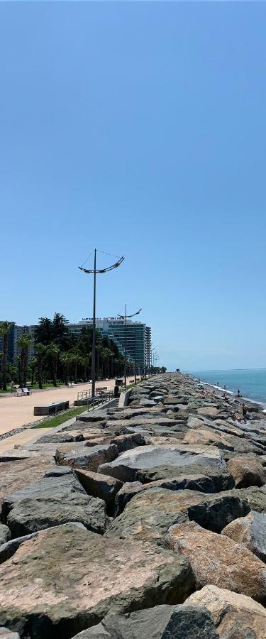 White Sails Apartment Batumi Exterior foto