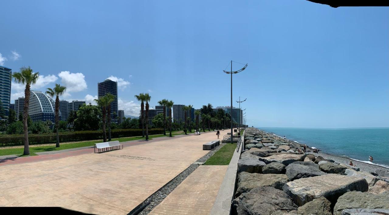 White Sails Apartment Batumi Exterior foto
